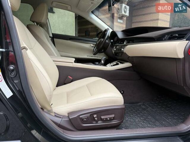 Черный Лексус ЕС, объемом двигателя 2.49 л и пробегом 127 тыс. км за 25500 $, фото 23 на Automoto.ua