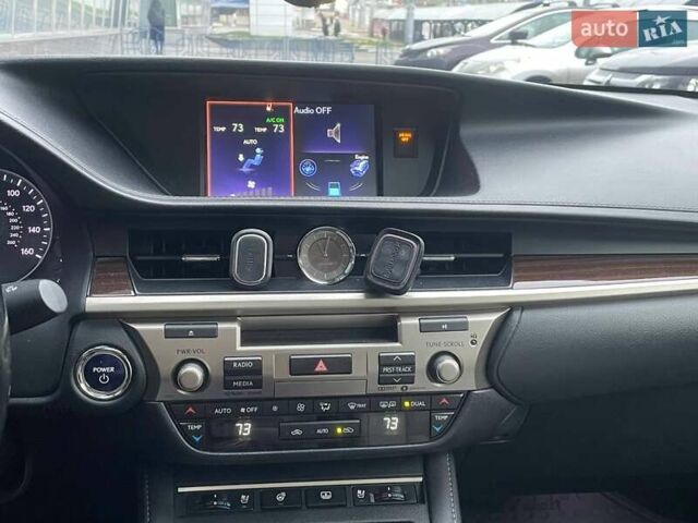 Чорний Лексус ЕС, об'ємом двигуна 2.5 л та пробігом 245 тис. км за 21900 $, фото 17 на Automoto.ua