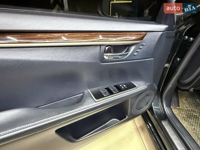 Чорний Лексус ЕС, об'ємом двигуна 2.49 л та пробігом 225 тис. км за 24200 $, фото 82 на Automoto.ua