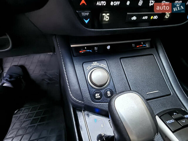 Чорний Лексус ЕС, об'ємом двигуна 2.49 л та пробігом 225 тис. км за 24200 $, фото 64 на Automoto.ua