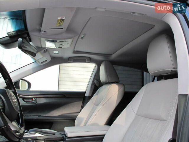 Чорний Лексус ЕС, об'ємом двигуна 2.49 л та пробігом 248 тис. км за 21500 $, фото 37 на Automoto.ua