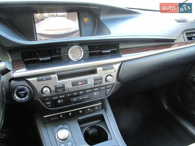 Чорний Лексус ЕС, об'ємом двигуна 2.49 л та пробігом 248 тис. км за 21500 $, фото 106 на Automoto.ua