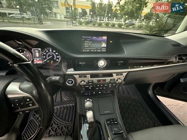 Черный Лексус ЕС, объемом двигателя 2.49 л и пробегом 140 тыс. км за 27500 $, фото 68 на Automoto.ua