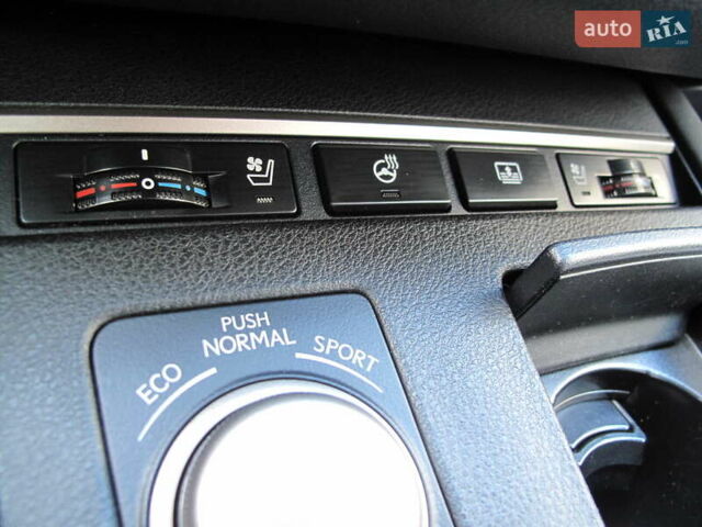 Чорний Лексус ЕС, об'ємом двигуна 2.49 л та пробігом 248 тис. км за 21500 $, фото 113 на Automoto.ua