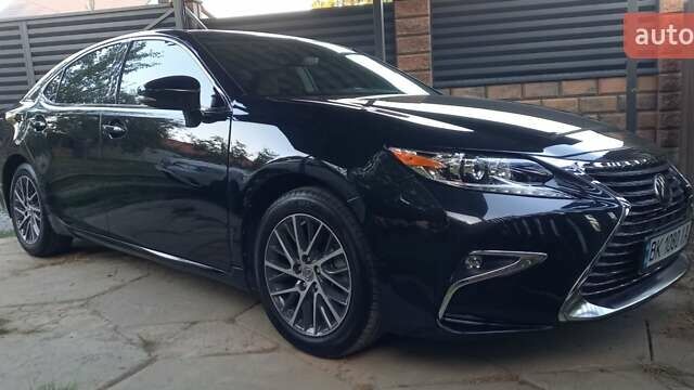 Чорний Лексус ЕС, об'ємом двигуна 3.46 л та пробігом 37 тис. км за 29000 $, фото 5 на Automoto.ua