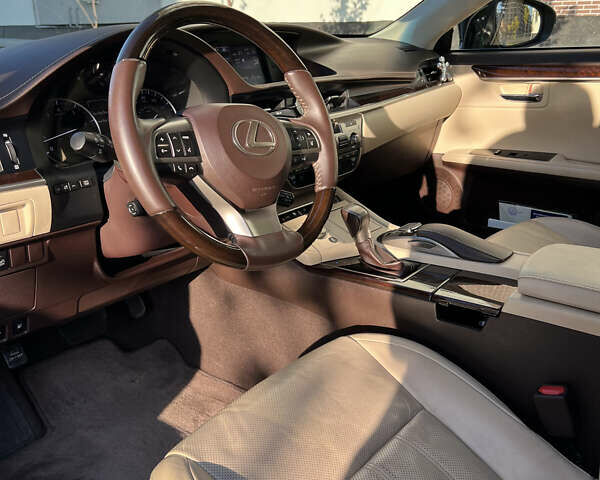 Черный Лексус ЕС, объемом двигателя 3.46 л и пробегом 109 тыс. км за 25800 $, фото 10 на Automoto.ua