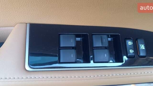 Чорний Лексус ЕС, об'ємом двигуна 3.46 л та пробігом 37 тис. км за 29000 $, фото 41 на Automoto.ua