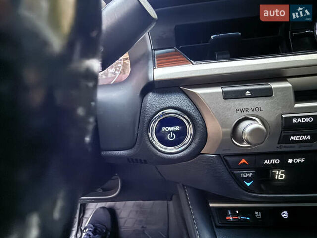 Чорний Лексус ЕС, об'ємом двигуна 2.49 л та пробігом 225 тис. км за 24200 $, фото 69 на Automoto.ua