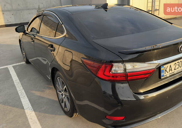 Черный Лексус ЕС, объемом двигателя 2.49 л и пробегом 293 тыс. км за 24700 $, фото 7 на Automoto.ua