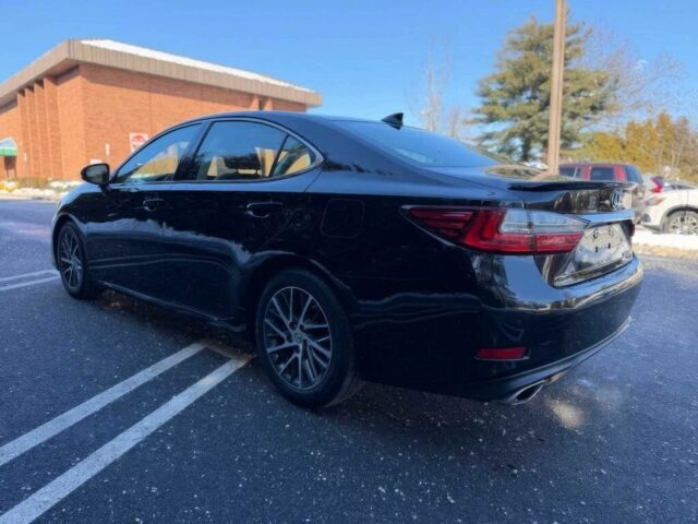 Черный Лексус ЕС, объемом двигателя 3.5 л и пробегом 59 тыс. км за 5900 $, фото 4 на Automoto.ua