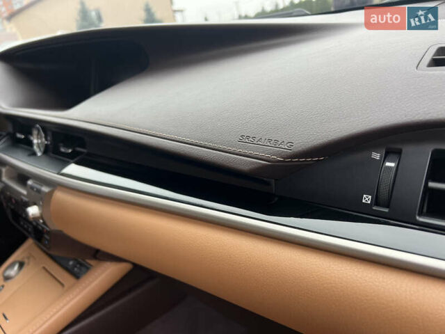 Чорний Лексус ЕС, об'ємом двигуна 2.49 л та пробігом 100 тис. км за 25900 $, фото 29 на Automoto.ua