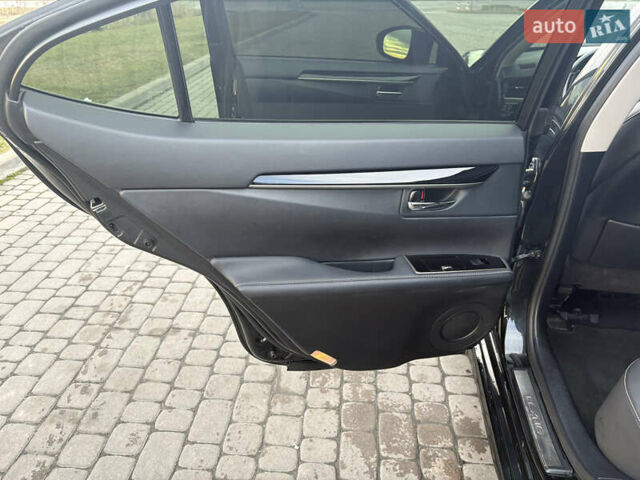 Черный Лексус ЕС, объемом двигателя 2.5 л и пробегом 158 тыс. км за 25000 $, фото 5 на Automoto.ua