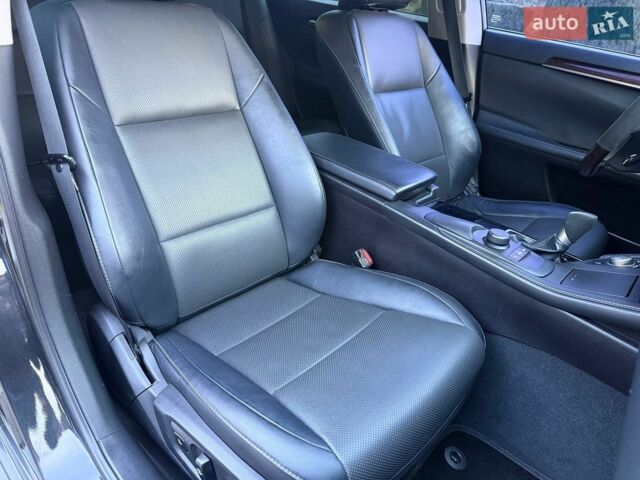 Черный Лексус ЕС, объемом двигателя 3.5 л и пробегом 185 тыс. км за 19500 $, фото 23 на Automoto.ua