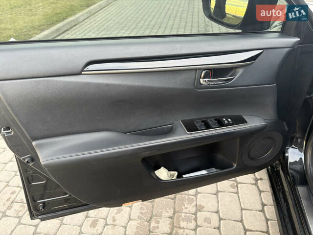 Черный Лексус ЕС, объемом двигателя 2.5 л и пробегом 158 тыс. км за 25000 $, фото 6 на Automoto.ua
