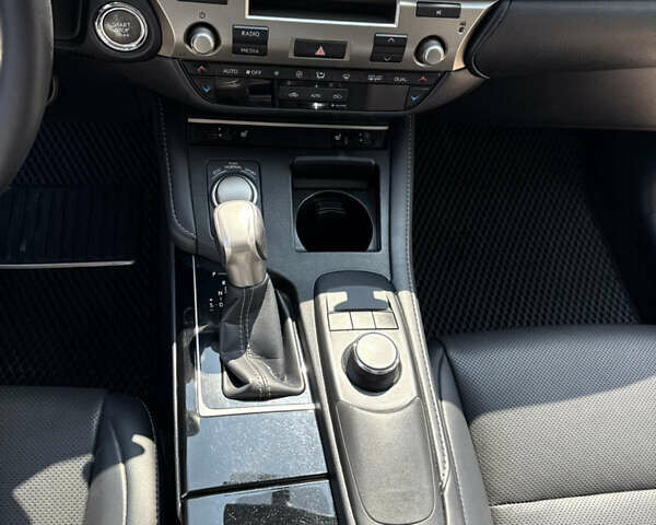 Черный Лексус ЕС, объемом двигателя 2.49 л и пробегом 93 тыс. км за 27999 $, фото 48 на Automoto.ua