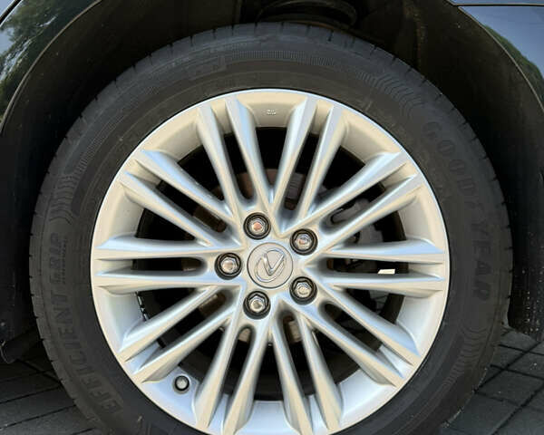 Черный Лексус ЕС, объемом двигателя 2.49 л и пробегом 93 тыс. км за 27999 $, фото 65 на Automoto.ua