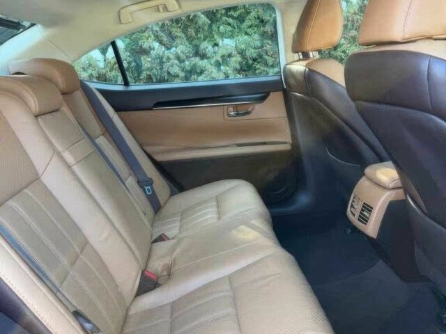 Черный Лексус ЕС, объемом двигателя 3.5 л и пробегом 59 тыс. км за 5900 $, фото 18 на Automoto.ua