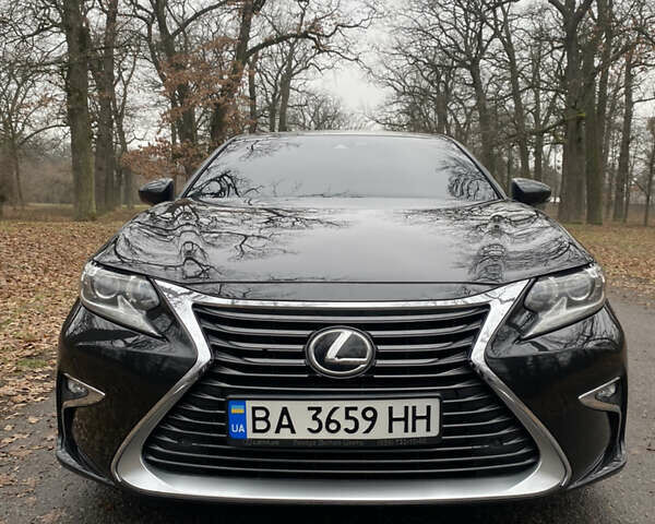 Черный Лексус ЕС, объемом двигателя 3.46 л и пробегом 150 тыс. км за 25800 $, фото 4 на Automoto.ua