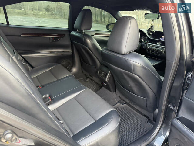 Чорний Лексус ЕС, об'ємом двигуна 3.5 л та пробігом 160 тис. км за 22000 $, фото 27 на Automoto.ua
