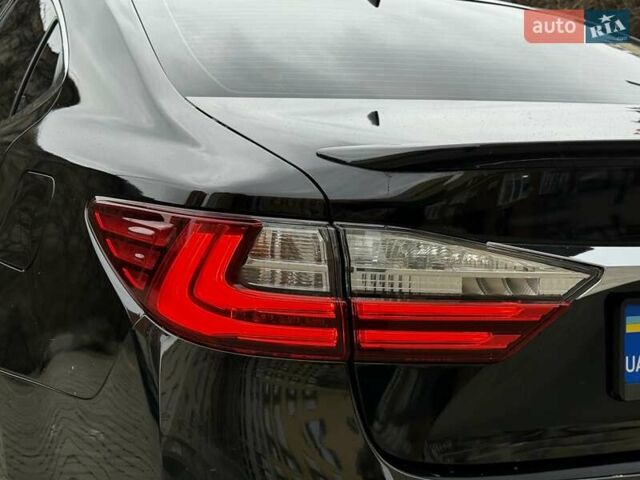 Черный Лексус ЕС, объемом двигателя 3.46 л и пробегом 29 тыс. км за 27900 $, фото 9 на Automoto.ua