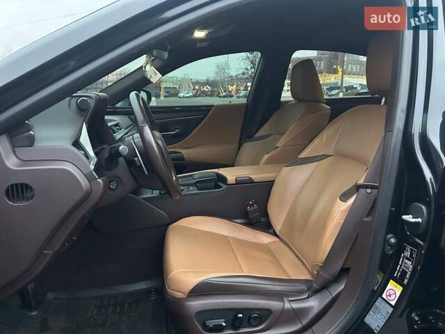 Чорний Лексус ЕС, об'ємом двигуна 2.49 л та пробігом 82 тис. км за 33990 $, фото 8 на Automoto.ua