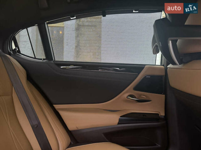 Чорний Лексус ЕС, об'ємом двигуна 2.5 л та пробігом 99 тис. км за 34900 $, фото 7 на Automoto.ua