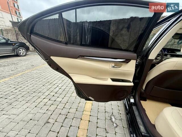 Черный Лексус ЕС, объемом двигателя 3.46 л и пробегом 29 тыс. км за 27900 $, фото 47 на Automoto.ua