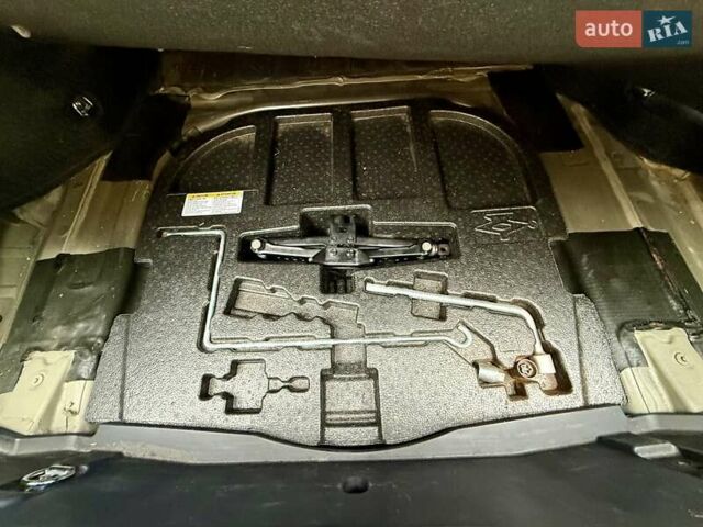 Черный Лексус ЕС, объемом двигателя 3.46 л и пробегом 29 тыс. км за 27900 $, фото 46 на Automoto.ua