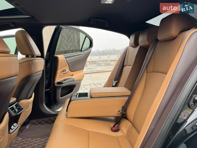Черный Лексус ЕС, объемом двигателя 2.49 л и пробегом 80 тыс. км за 31999 $, фото 14 на Automoto.ua