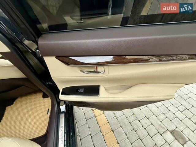 Черный Лексус ЕС, объемом двигателя 3.46 л и пробегом 29 тыс. км за 27900 $, фото 60 на Automoto.ua