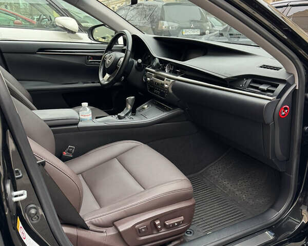 Чорний Лексус ЕС, об'ємом двигуна 2.49 л та пробігом 106 тис. км за 28999 $, фото 5 на Automoto.ua