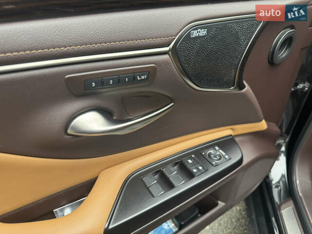 Чорний Лексус ЕС, об'ємом двигуна 2.5 л та пробігом 99 тис. км за 34900 $, фото 13 на Automoto.ua