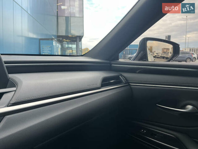 Лексус ЕС 2019 в Киеве на Automoto.ua Черный Лексус ЕС, объемом двигателя 2.5 л и пробегом 139 тыс. км за 29500 $, фото 25 на Automoto.ua