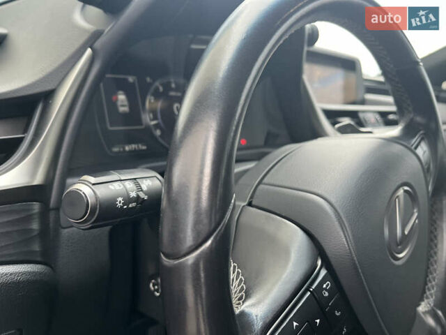 Лексус ЕС 2019 в Киеве на Automoto.ua Черный Лексус ЕС, объемом двигателя 2.5 л и пробегом 139 тыс. км за 29500 $, фото 17 на Automoto.ua