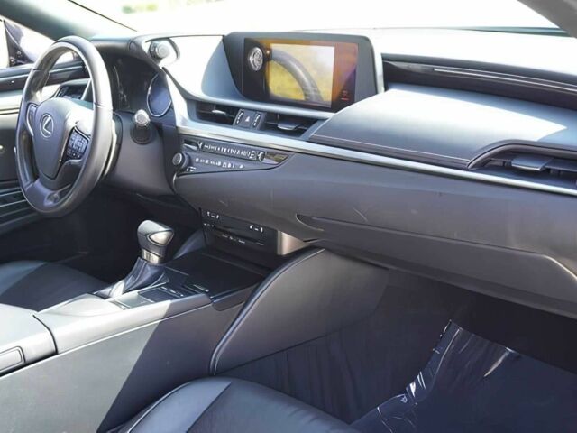 Черный Лексус ЕС, объемом двигателя 3.5 л и пробегом 48 тыс. км за 14500 $, фото 9 на Automoto.ua