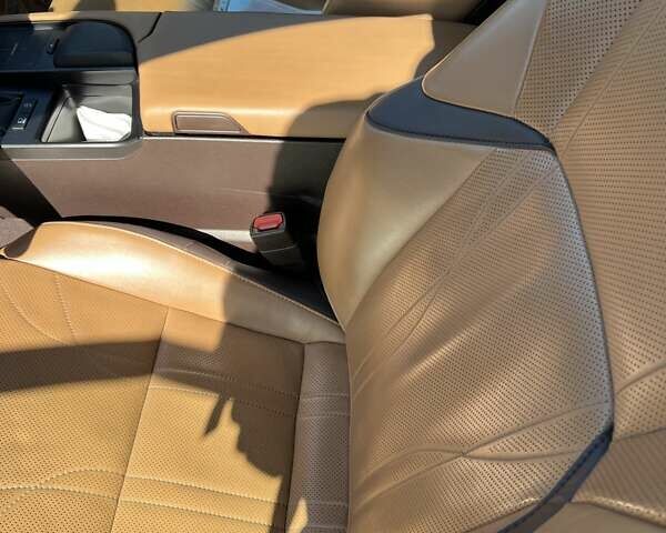 Черный Лексус ЕС, объемом двигателя 2.49 л и пробегом 145 тыс. км за 33000 $, фото 6 на Automoto.ua