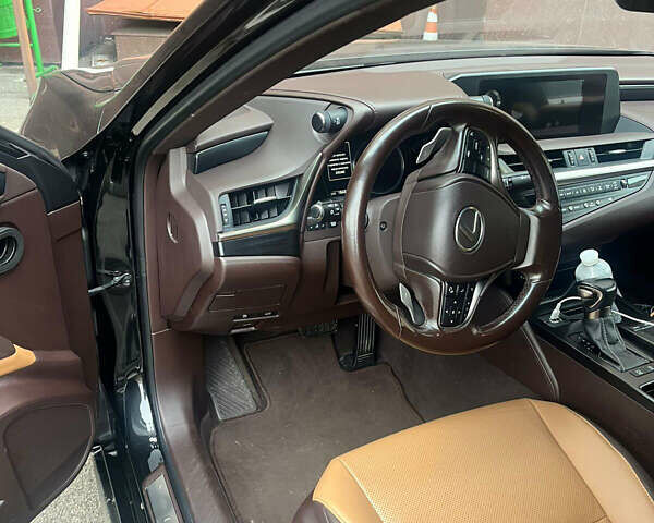 Чорний Лексус ЕС, об'ємом двигуна 2.49 л та пробігом 186 тис. км за 35000 $, фото 3 на Automoto.ua