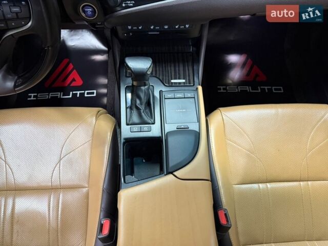 Чорний Лексус ЕС, об'ємом двигуна 2.49 л та пробігом 94 тис. км за 34900 $, фото 29 на Automoto.ua