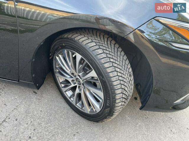 Черный Лексус ЕС, объемом двигателя 3.46 л и пробегом 49 тыс. км за 36000 $, фото 2 на Automoto.ua