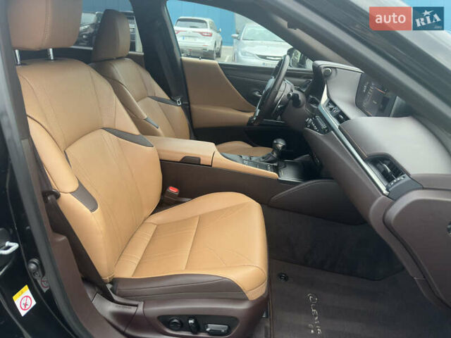 Чорний Лексус ЕС, об'ємом двигуна 2.49 л та пробігом 85 тис. км за 33000 $, фото 19 на Automoto.ua
