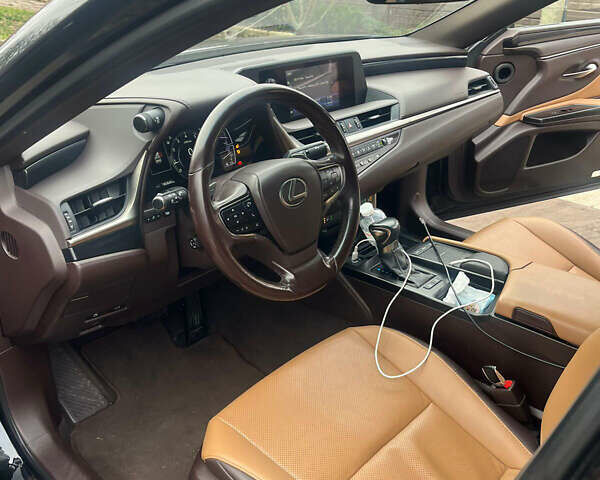 Чорний Лексус ЕС, об'ємом двигуна 2.49 л та пробігом 186 тис. км за 35000 $, фото 4 на Automoto.ua