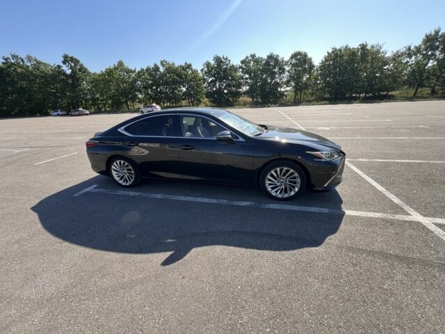 Чорний Лексус ЕС, об'ємом двигуна 2.5 л та пробігом 140 тис. км за 32500 $, фото 1 на Automoto.ua