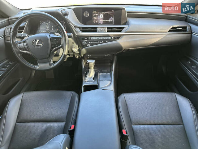 Черный Лексус ЕС, объемом двигателя 2.49 л и пробегом 130 тыс. км за 29500 $, фото 20 на Automoto.ua