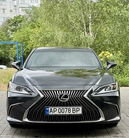 Черный Лексус ЕС, объемом двигателя 2.49 л и пробегом 133 тыс. км за 32000 $, фото 2 на Automoto.ua