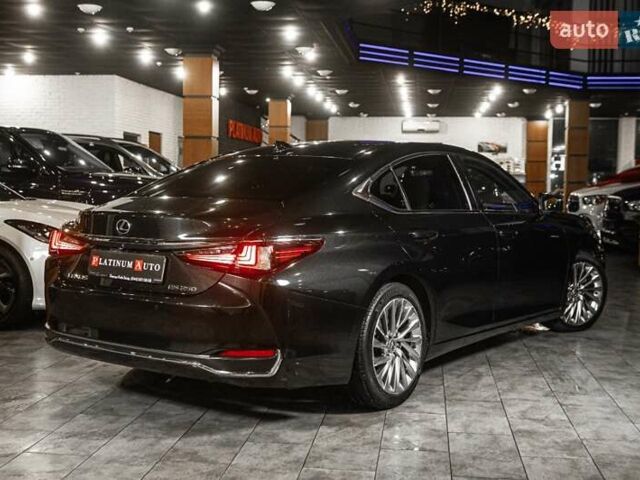 Черный Лексус ЕС, объемом двигателя 2.49 л и пробегом 144 тыс. км за 34900 $, фото 4 на Automoto.ua