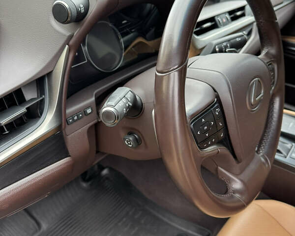 Черный Лексус ЕС, объемом двигателя 2.49 л и пробегом 24 тыс. км за 40500 $, фото 14 на Automoto.ua