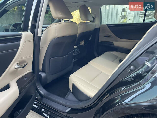 Черный Лексус ЕС, объемом двигателя 3.46 л и пробегом 49 тыс. км за 36000 $, фото 6 на Automoto.ua