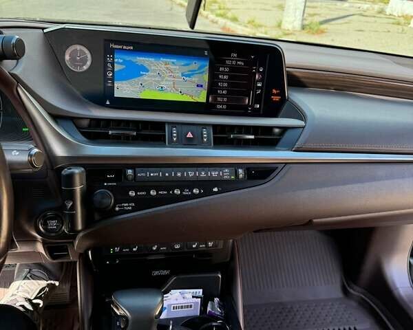 Чорний Лексус ЕС, об'ємом двигуна 2.5 л та пробігом 142 тис. км за 35500 $, фото 16 на Automoto.ua