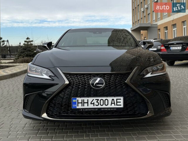 Черный Лексус ЕС, объемом двигателя 3.5 л и пробегом 64 тыс. км за 40000 $, фото 1 на Automoto.ua