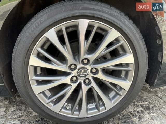 Черный Лексус ЕС, объемом двигателя 3.5 л и пробегом 125 тыс. км за 35500 $, фото 15 на Automoto.ua